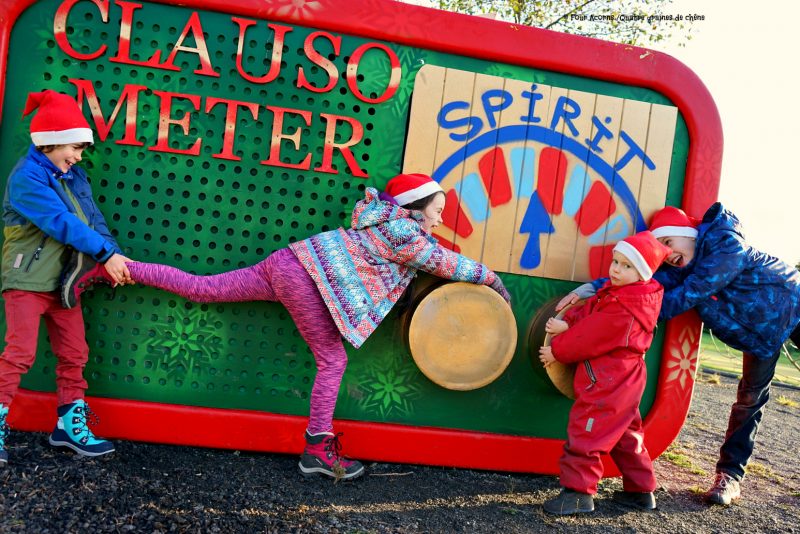 four-children-activating-clauso-meter-Christmas-spirit