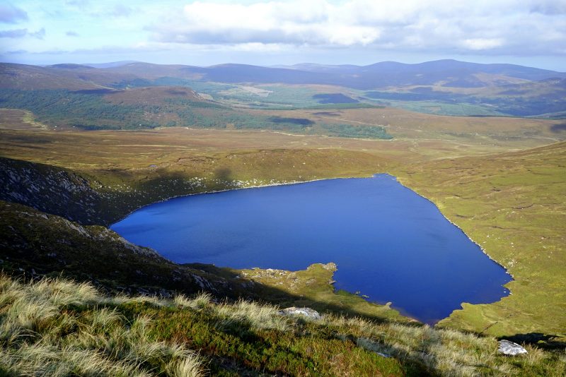 heart shaped lake, Wicklow, Ireland, Irlande, Tonelagee, Wicklow Mountains