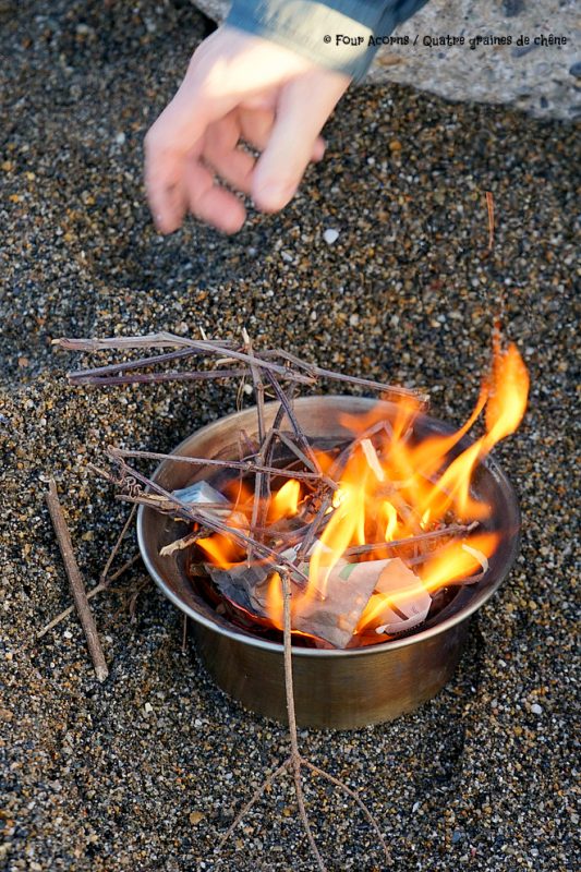 fire-bowl-kelly-kettle-beach