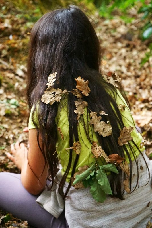 oak-leaves-in-her-hair