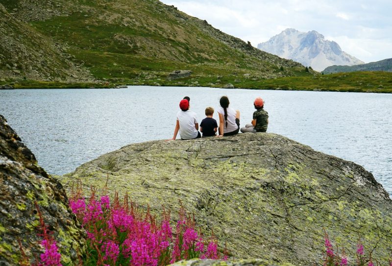 lac-laramon-alt-2359-mètres-névache-hautes-alpes-france